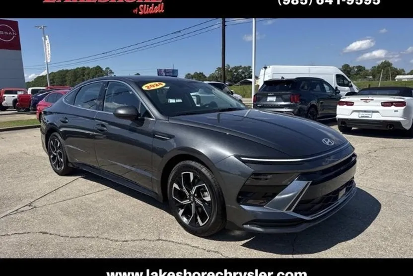 2024 Hyundai Sonata SEL photo 1