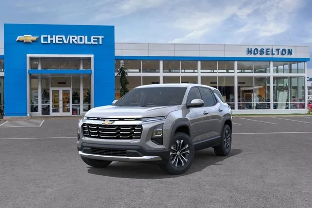 2026 Chevrolet Equinox LT photo 1