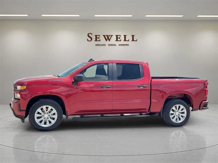 2021 Chevrolet Silverado 1500 Custom photo 1