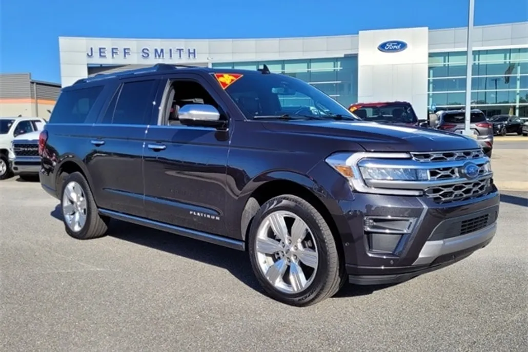 2024 Ford Expedition MAX Platinum photo 1