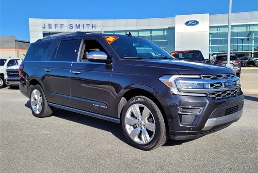2024 Ford Expedition MAX Platinum photo 1