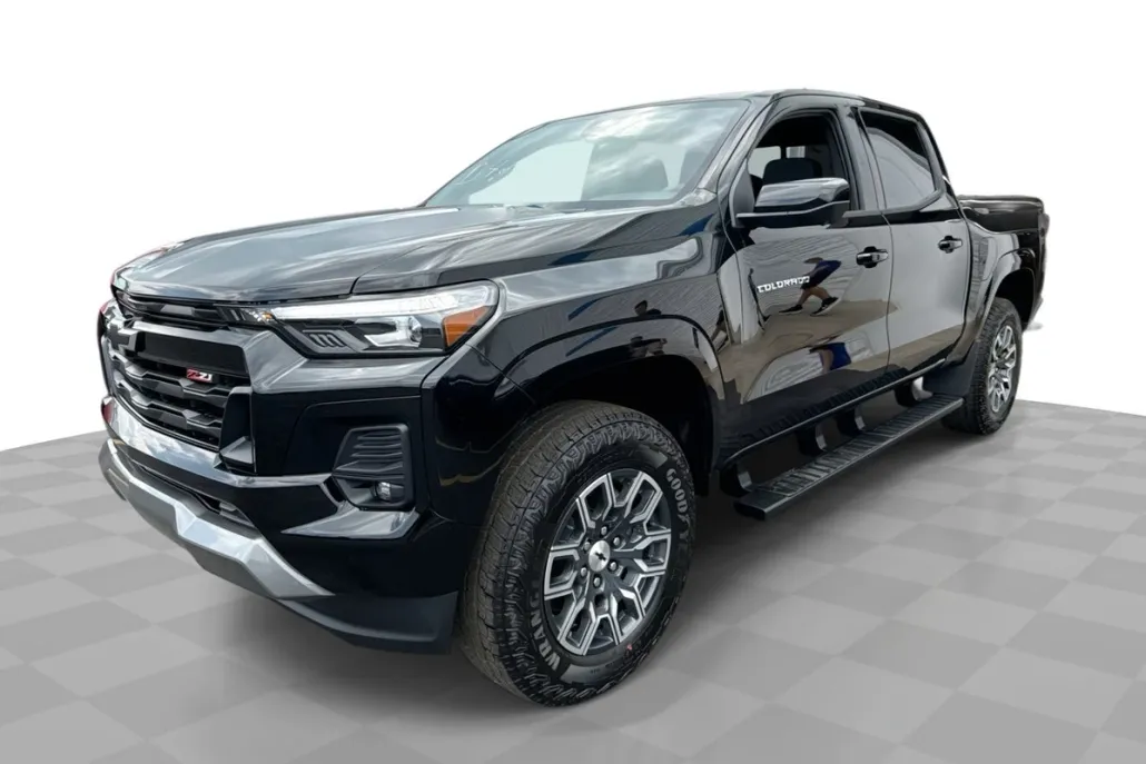 2026 Chevrolet Colorado Z71 photo 1