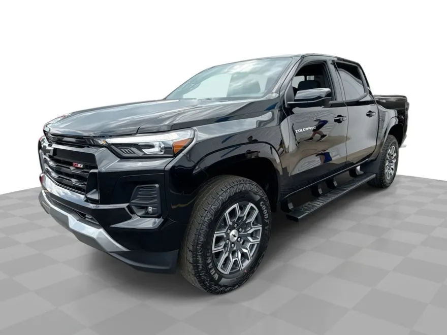 2026 Chevrolet Colorado Z71 photo 1