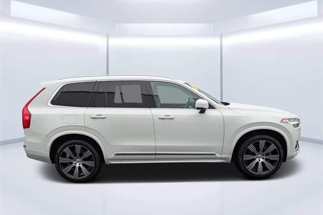 2022 Volvo XC90 T6 Inscription photo 1