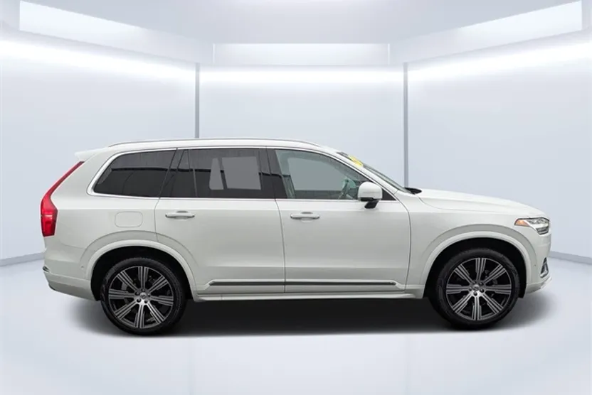 2022 Volvo XC90 T6 Inscription photo 1