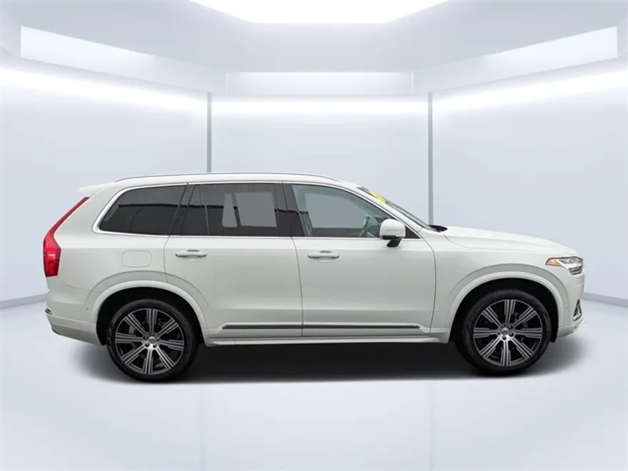 2022 Volvo XC90 T6 Inscription photo 1