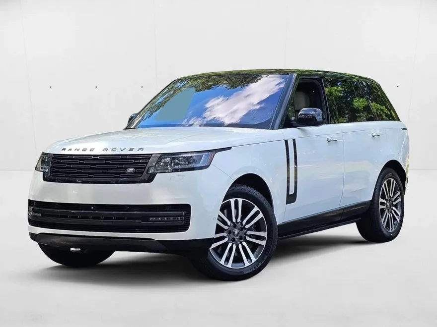 2023 Land Rover Range Rover SE photo 1