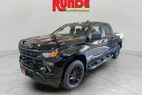 2025 Chevrolet Silverado 1500 Custom photo 1