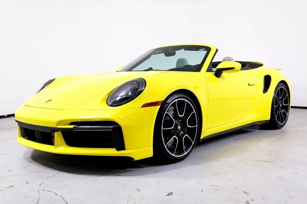 2024 Porsche 911 Turbo S photo 1