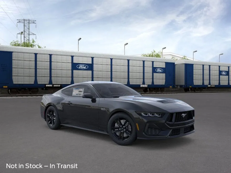 2025 Ford Mustang GT photo 1