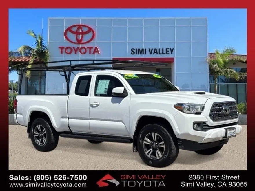 2016 Toyota Tacoma TRD Sport V6 photo 1