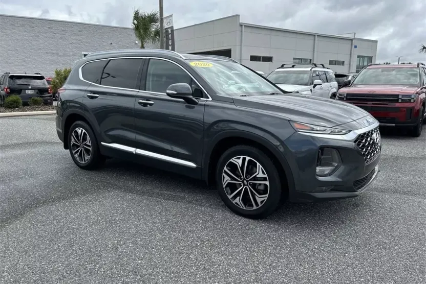 2020 Hyundai Santa Fe SEL photo 1