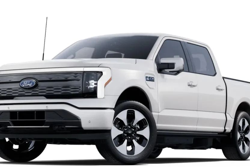 2025 Ford F-150 Lightning Platinum photo 1