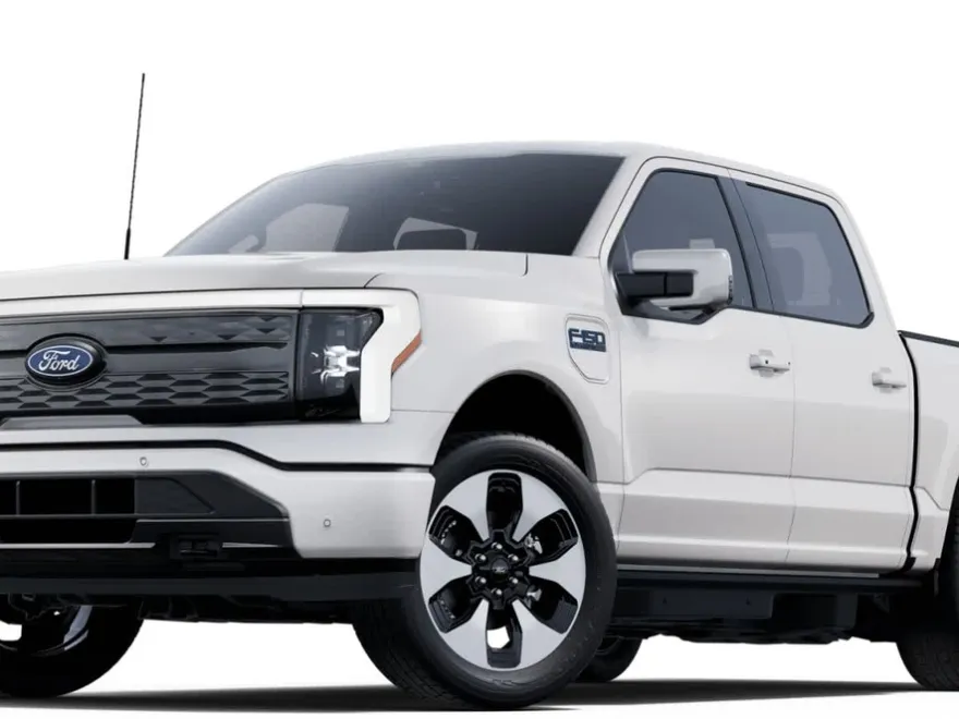 2025 Ford F-150 Lightning Platinum photo 1