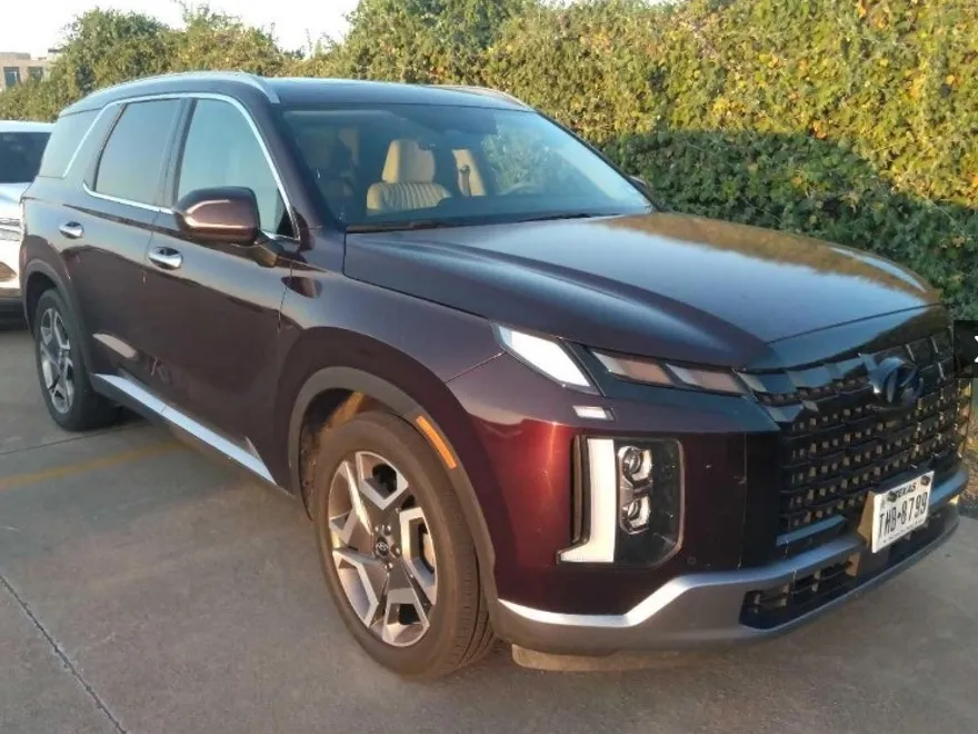 2024 Hyundai Palisade Limited photo 1