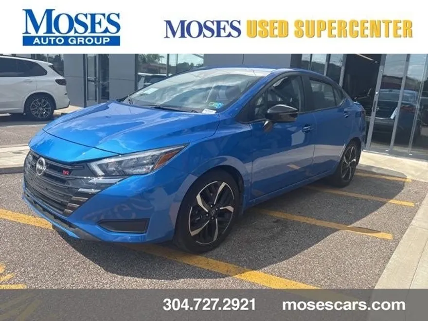 2024 Nissan Versa 1.6 SR photo 1
