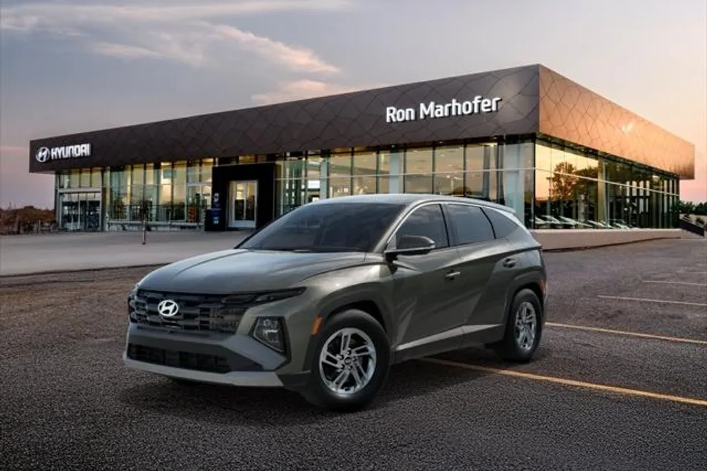 2025 Hyundai Tucson SE photo 1