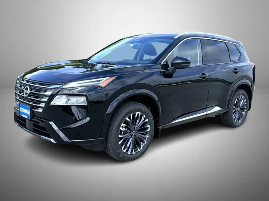 2026 Nissan Rogue Platinum photo 1