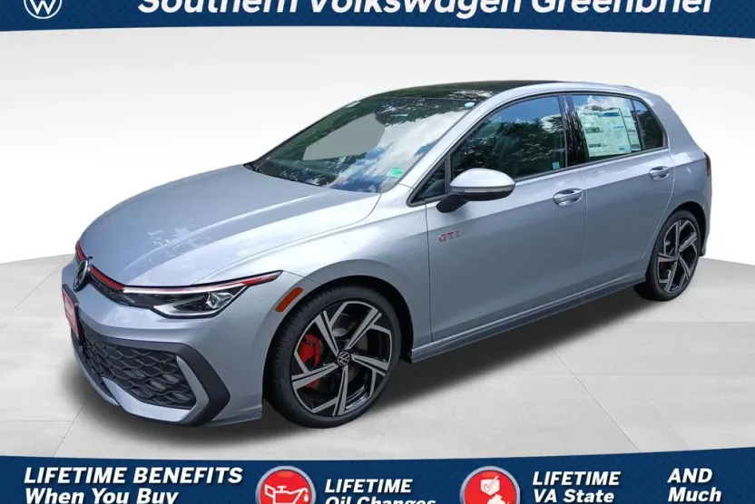 2025 Volkswagen Golf GTI SE photo 1