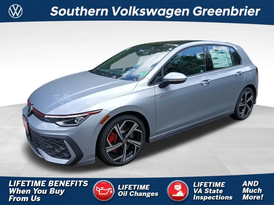 2025 Volkswagen Golf GTI SE photo 1