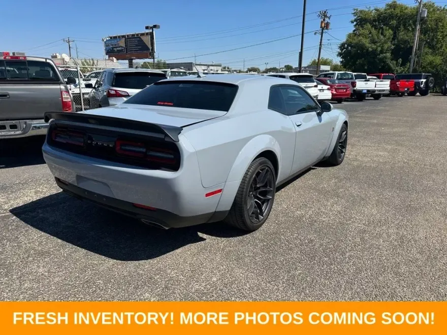 2021 Dodge Challenger R/T Scat Pack Widebody photo 1