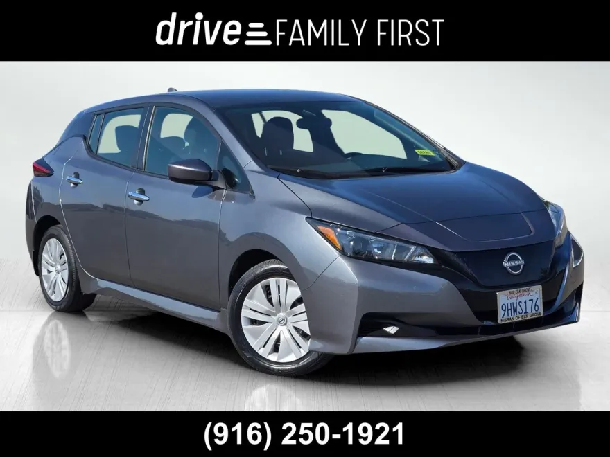 2024 Nissan Leaf S photo 1