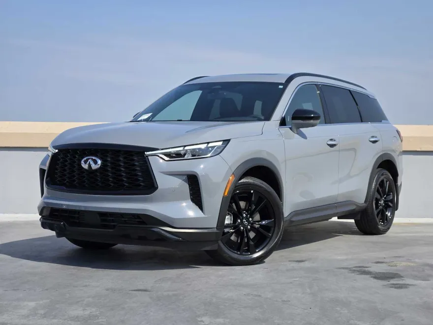 2025 Infiniti QX60 Luxe photo 1