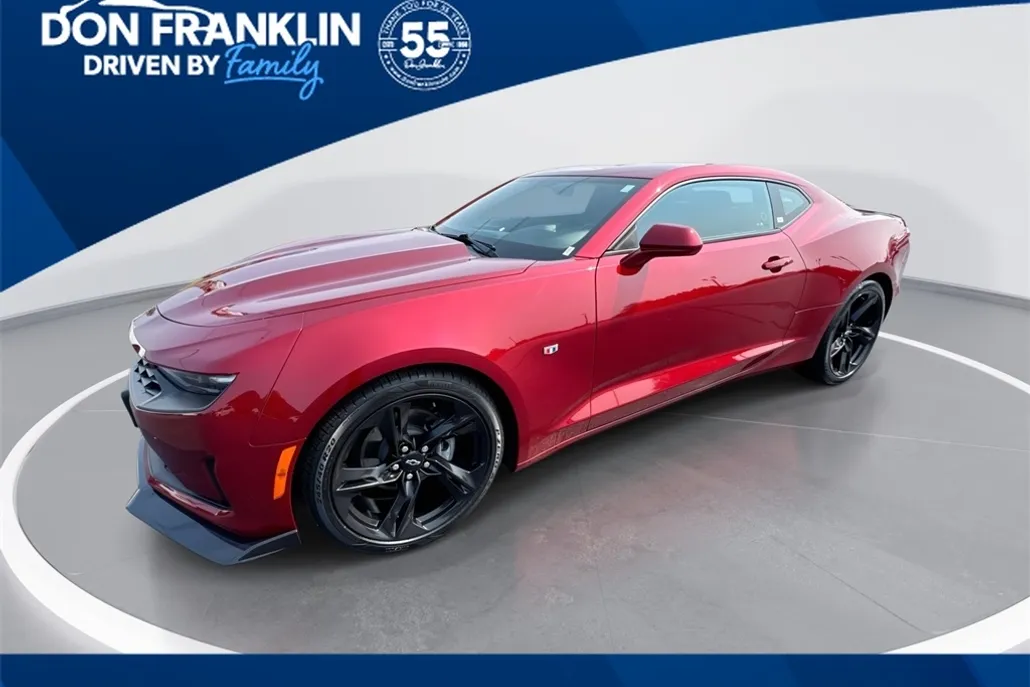 2021 Chevrolet Camaro 1LT photo 1