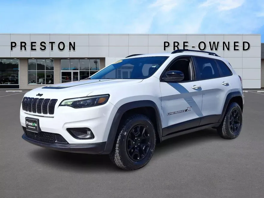 2022 Jeep Cherokee Latitude photo 1