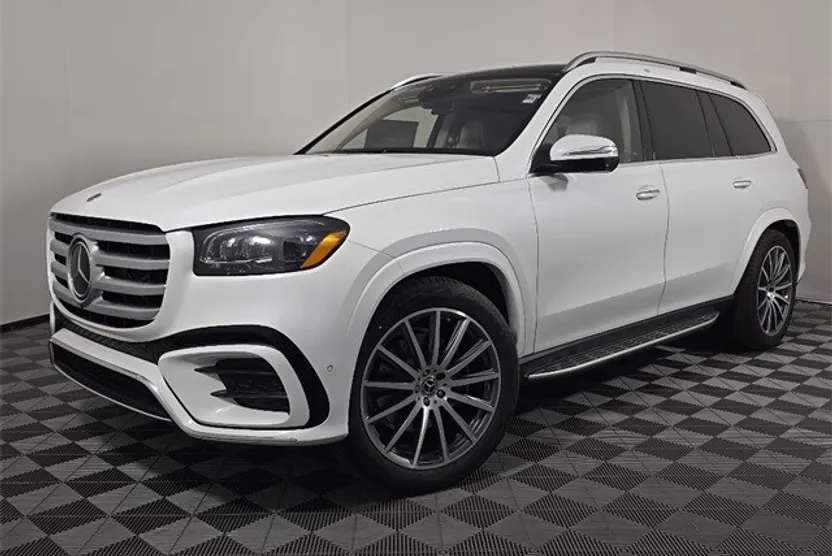 2026 Mercedes Benz GLS 580 4MATIC photo 1