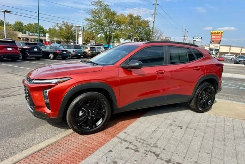 2024 Chevrolet Trax ACTIV photo 1