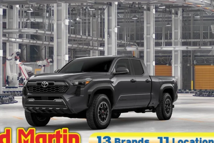 2025 Toyota Tacoma TRD Off-Road photo 1