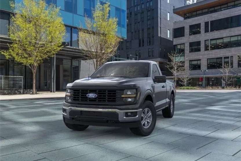 2025 Ford F-150 XL photo 1
