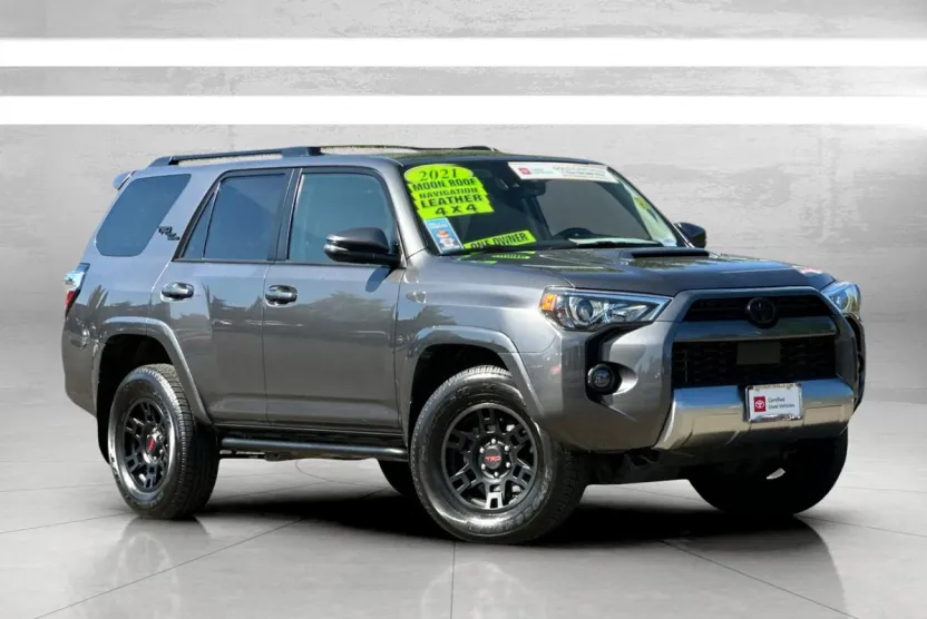 2021 Toyota 4Runner TRD Off-Road Premium photo 1