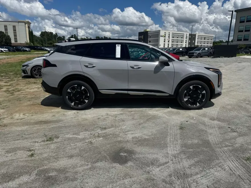 2026 Kia Sportage Hybrid photo 1