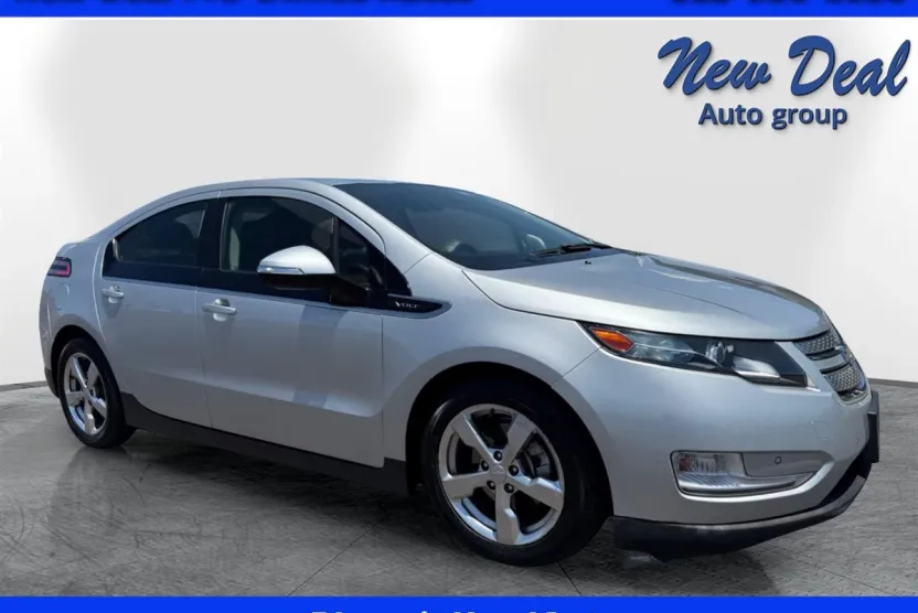 2015 Chevrolet Volt Base photo 1