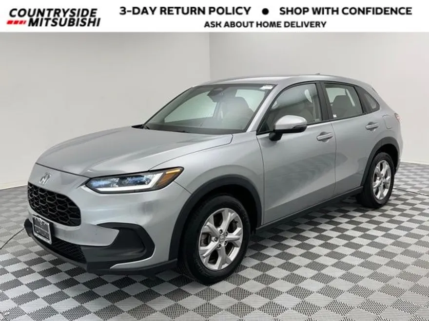 2023 Honda HR-V LX photo 1