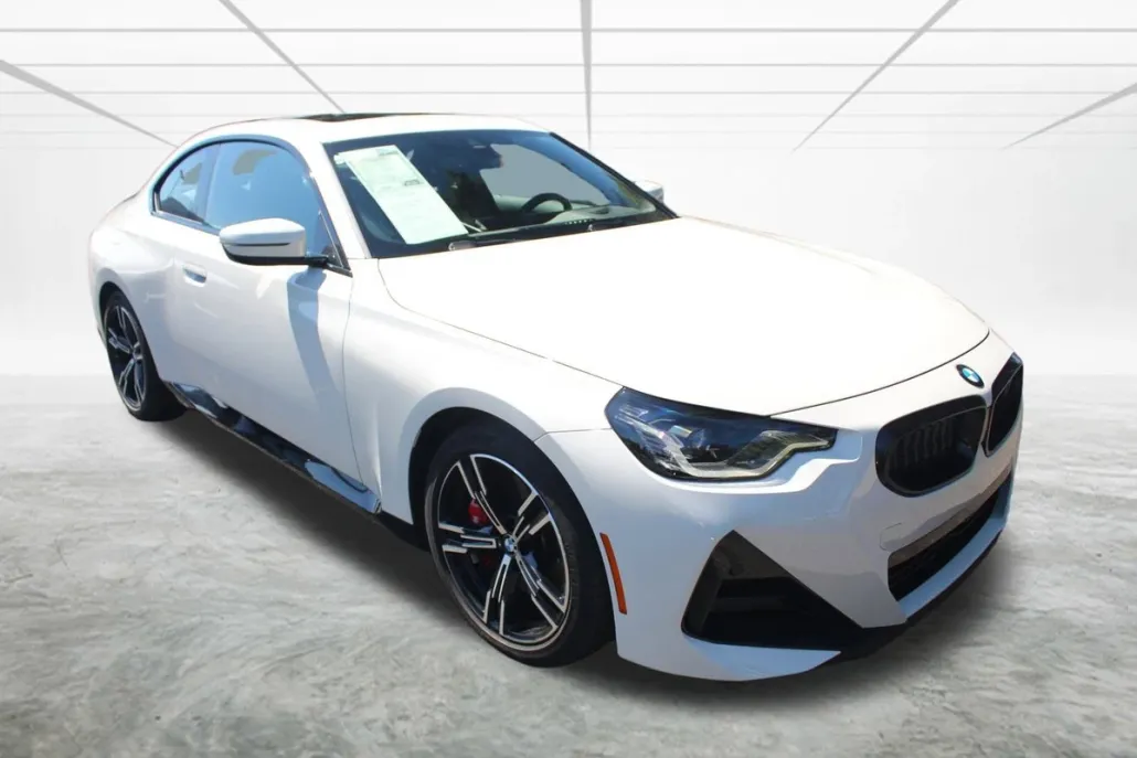 2023 Bmw 230i xDrive photo 1