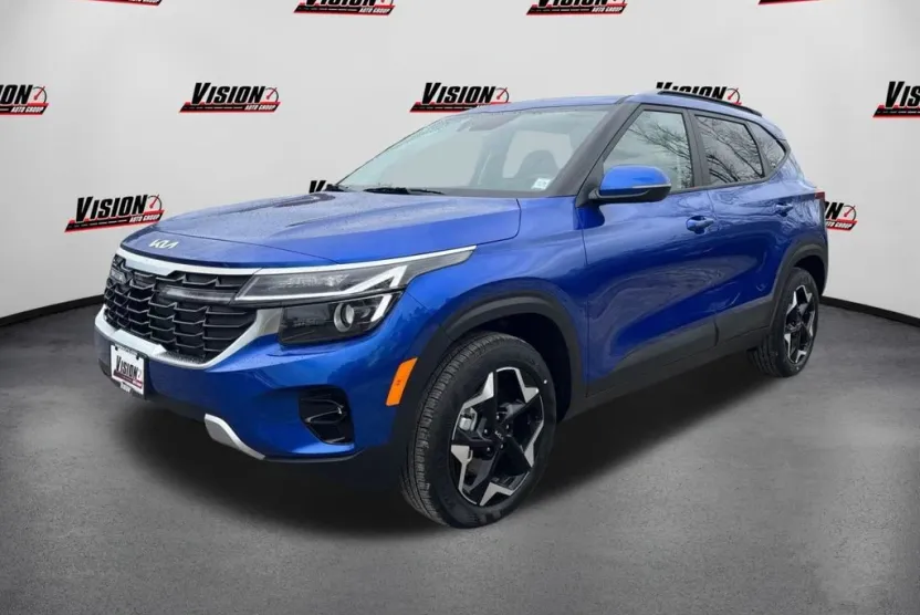 2025 Kia Seltos S photo 1