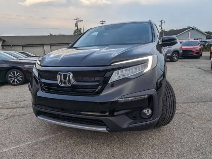 2020 Honda Pilot Touring photo 1