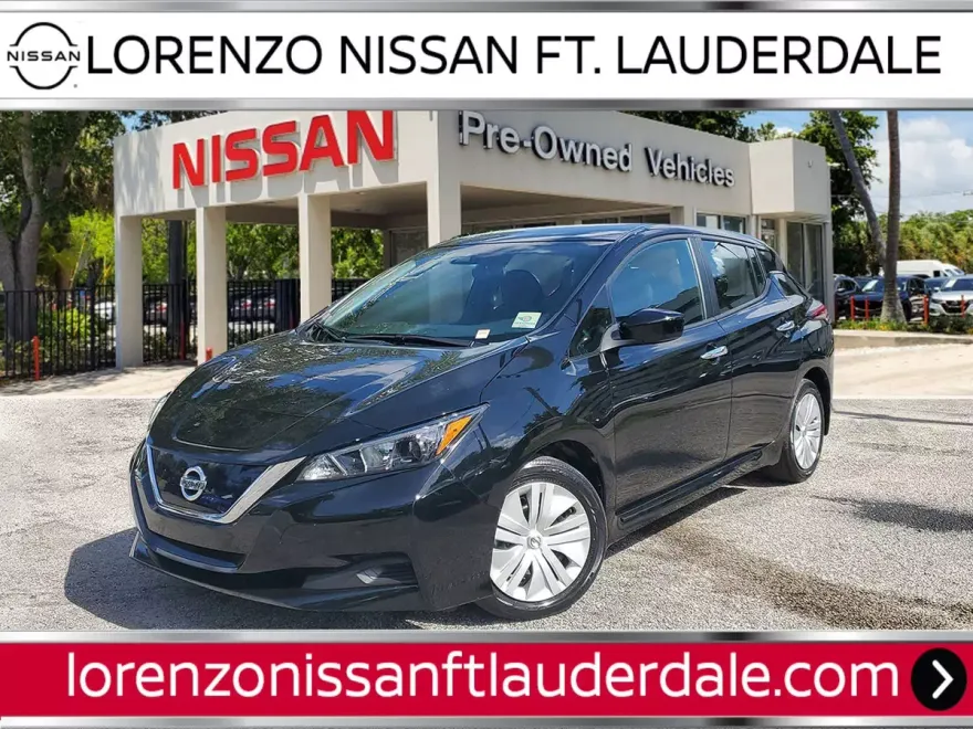 2022 Nissan Leaf S photo 1
