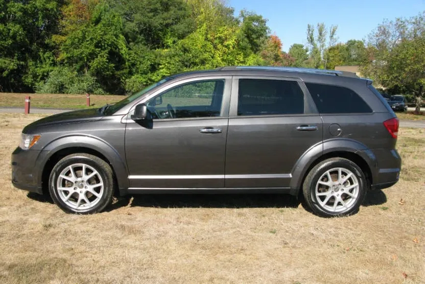 2014 Dodge Journey Limited photo 1