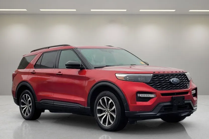 2020 Ford Explorer ST photo 1