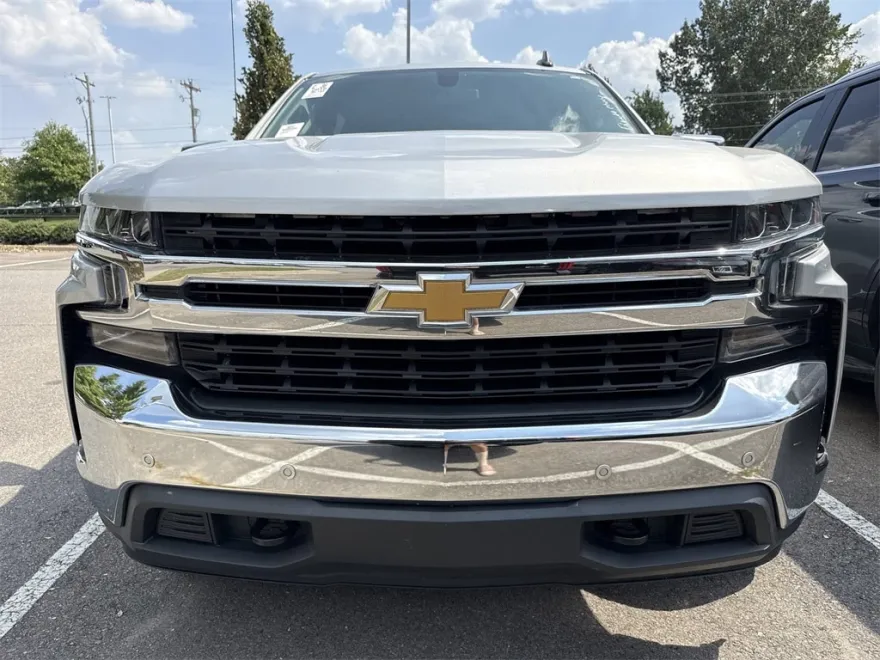 2019 Chevrolet Silverado 1500 LT photo 1