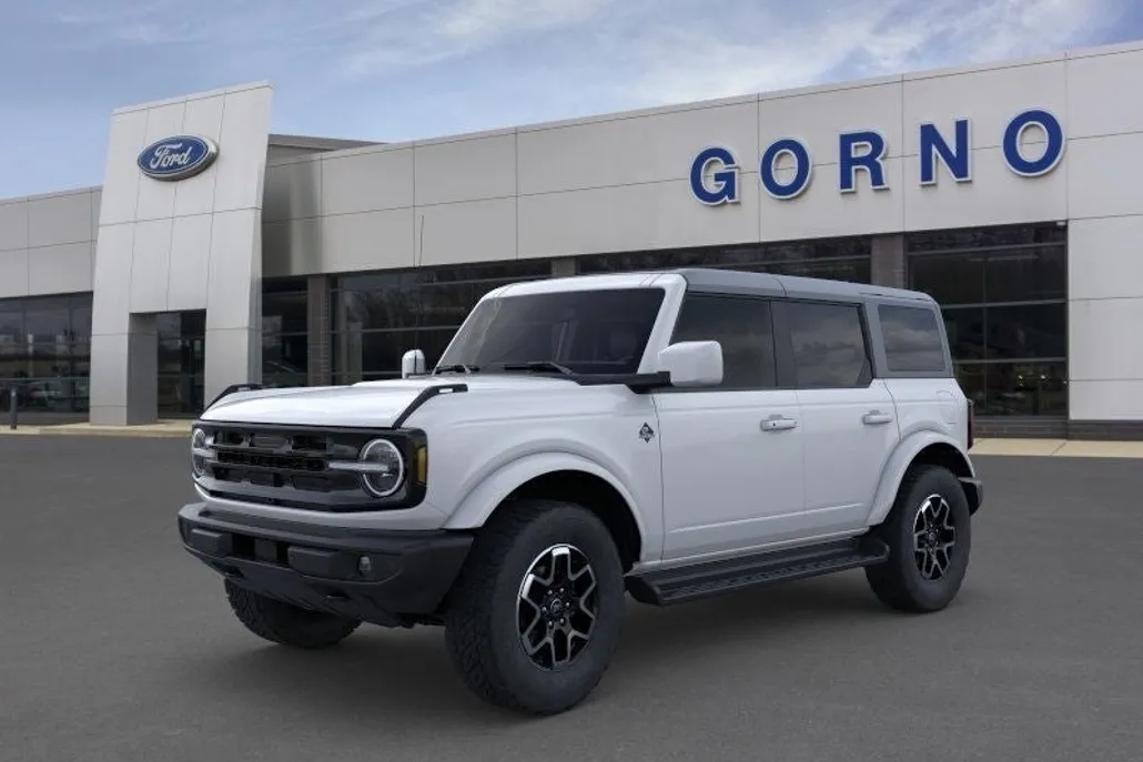 2025 Ford Bronco Outer Banks photo 1