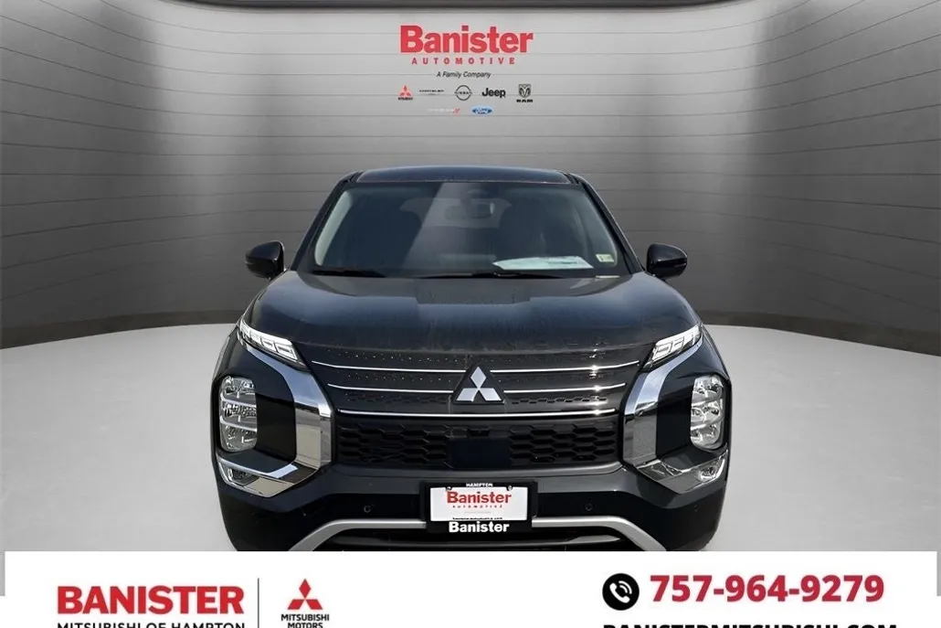 2023 Mitsubishi Outlander PHEV 40th Anniversary Edition photo 1