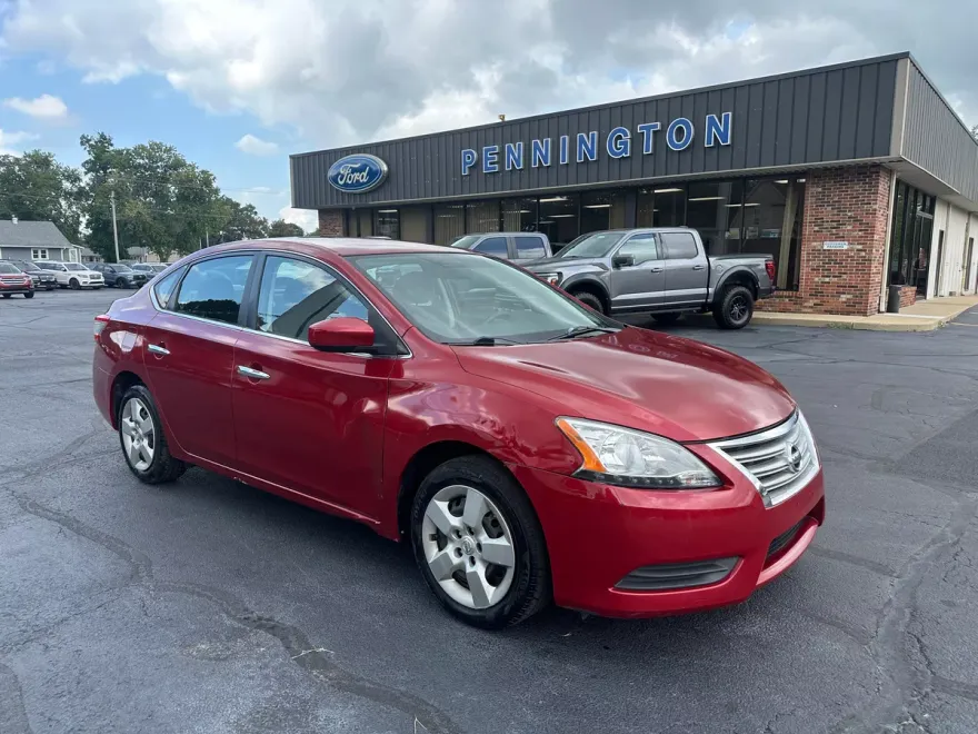 2014 Nissan Sentra S photo 1