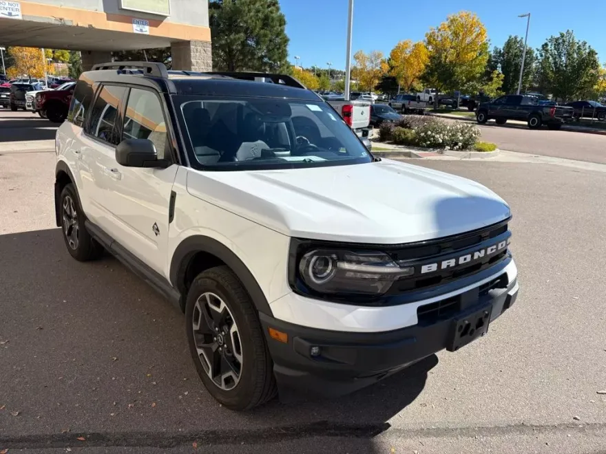 2024 Ford Bronco Sport Outer Banks photo 1
