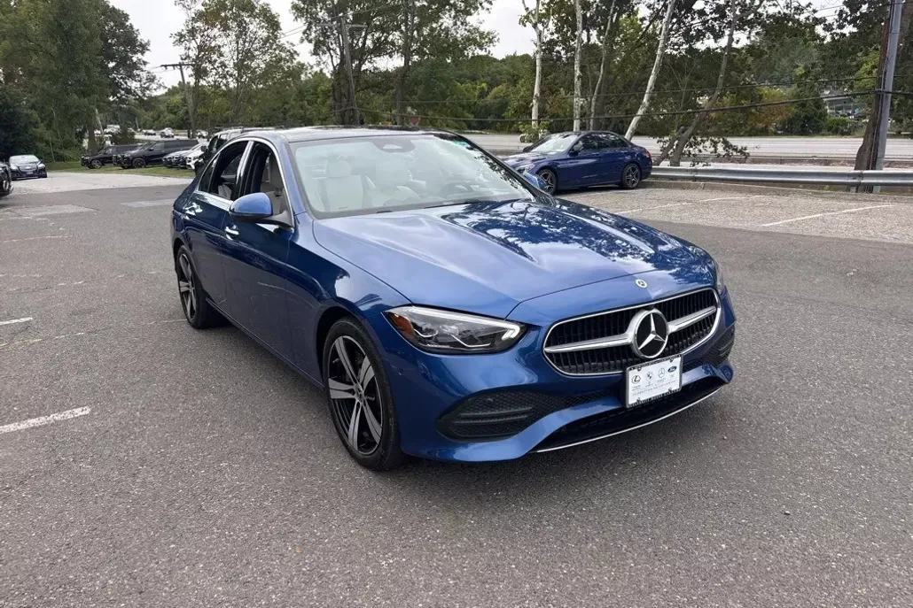 2025 Mercedes Benz C 300 photo 1