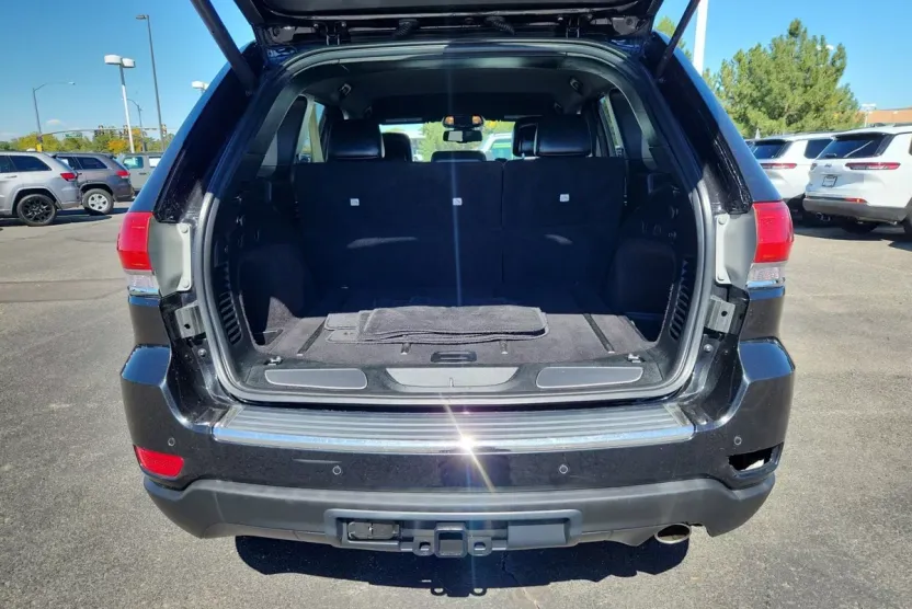 2015 Jeep Grand Cherokee Limited photo 1